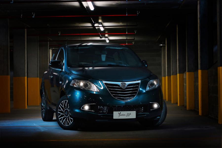  Lancia Ypsilon 30th Anniversary (846) 2015 года  (фото 1 из 22)